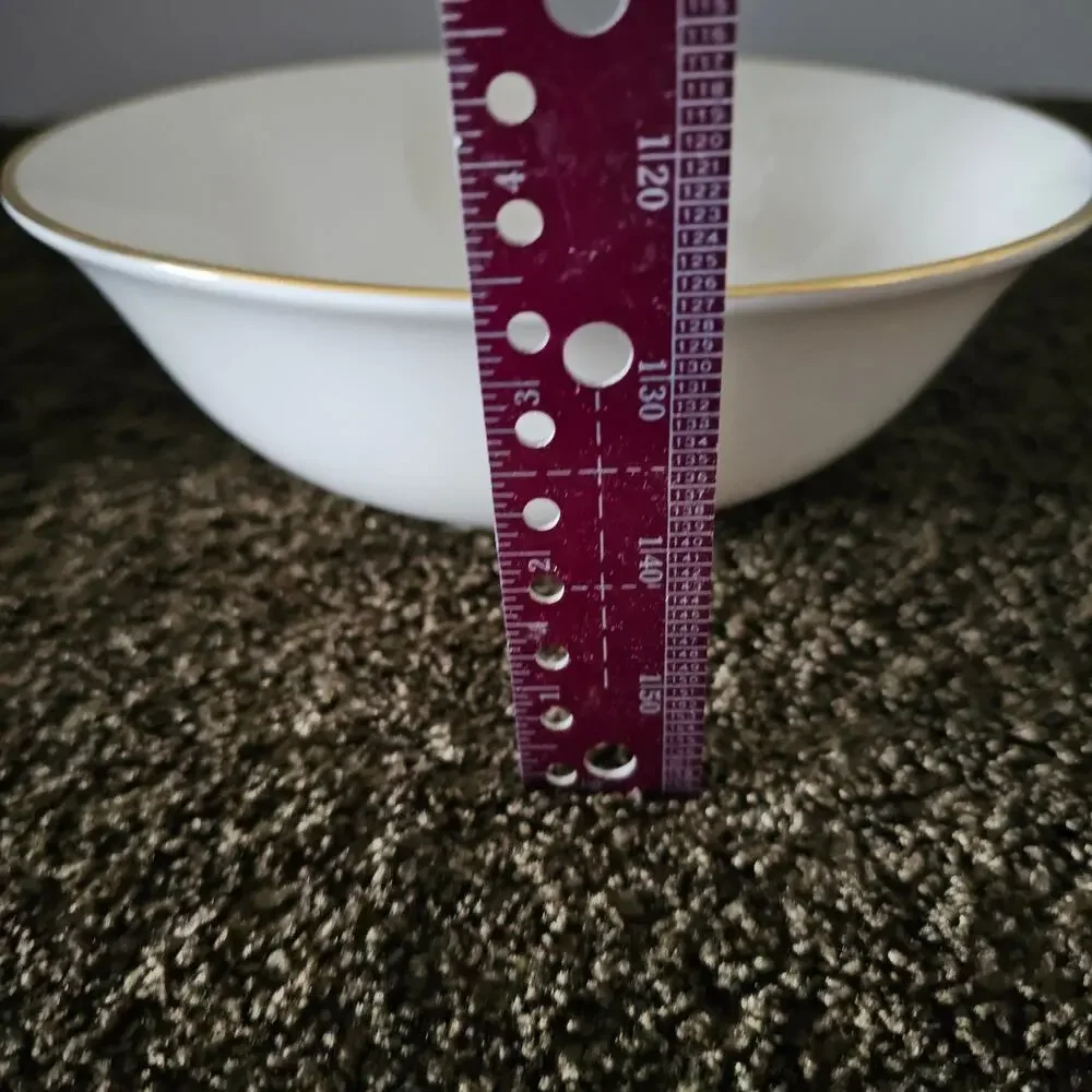 Lenox  Mansfield Round 24K Gold Rimmed Serving Bowl - 9 1/2